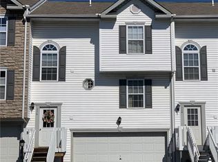 116 Mizpark Dr, Greensburg, PA 15601