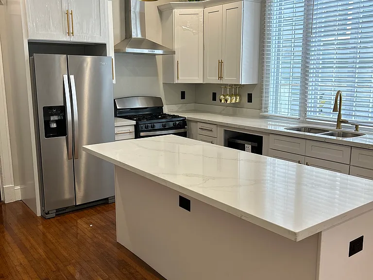 954 Picheloup Pl — Photo 3