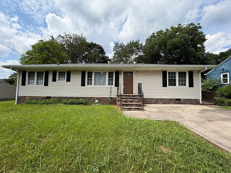 113 Hawthorne St SE — Photo 20