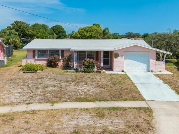 5245 Riddle Rd, Holiday, FL 34690