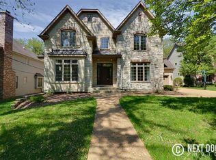 5824 Fairmount Ave, Downers Grove, IL 60516