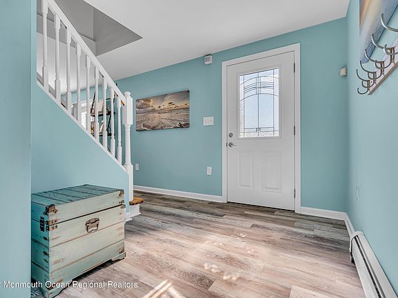 4th image of 46 Longman St