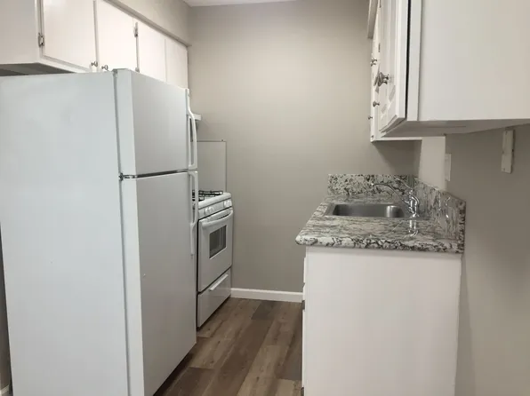 Desirable Midtown Neighborhood Apartment Available Now, 2208 H St #H-2, Sacramento, CA 95816
