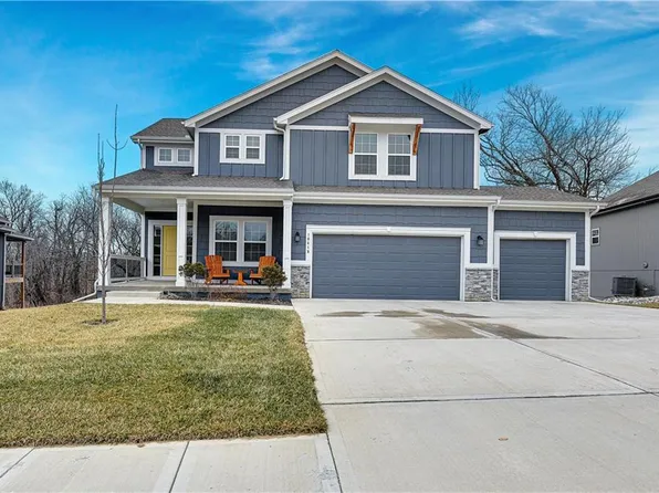 10419 N Wallace Ave, Kansas City, MO 64157