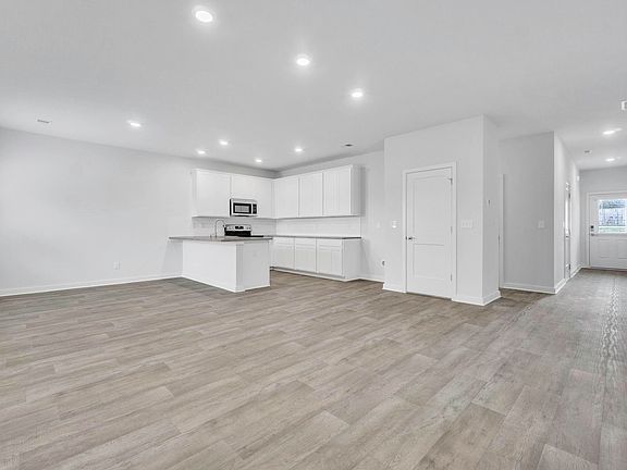 4th image of 4501 Keys St