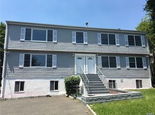 256 S Ridge St, Port Chester, NY 10573