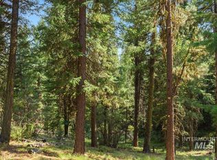 140 Little Donner Dr, Cascade, ID 83611