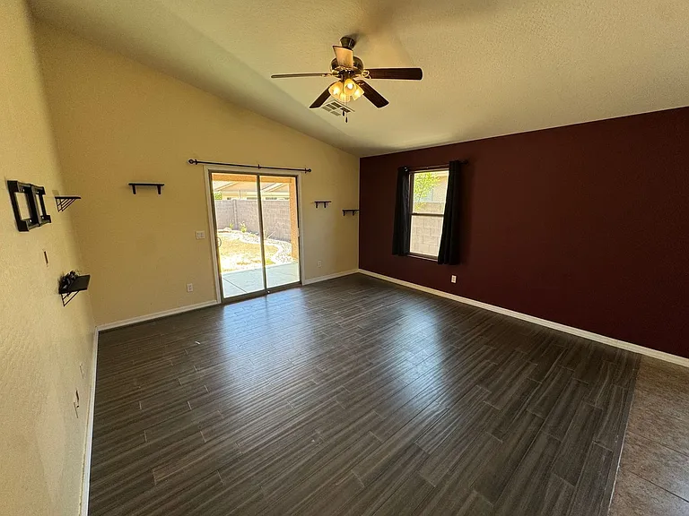 7371 W Alicia Dr — Photo 8