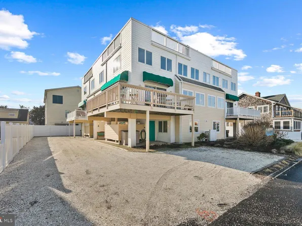 16 Clayton St #A, Dewey Beach, DE 19971