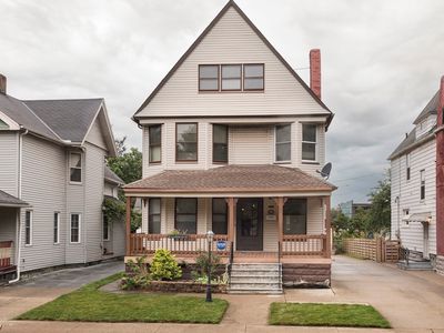 6708 W Clinton Ave, Cleveland, OH, 44102