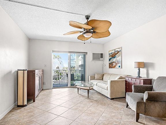 5th image of 200 S Birch Road #407