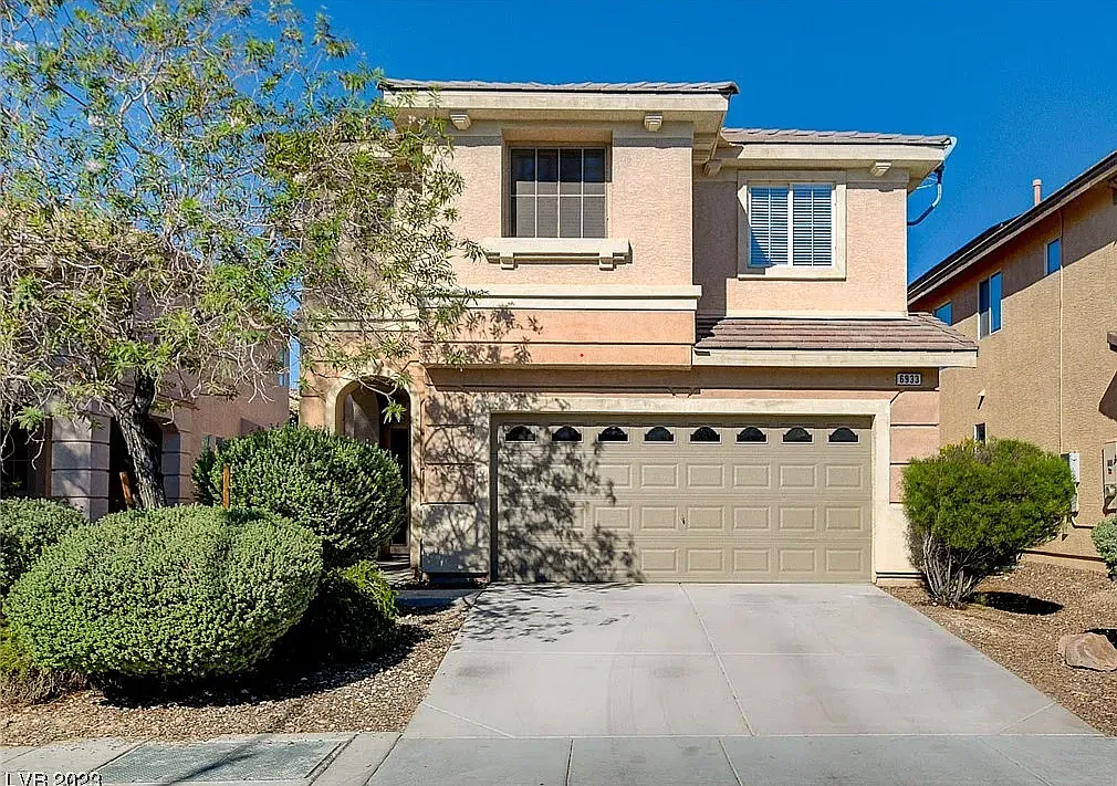 3 bed, 2170 sqft, $2,150 — Photo 1