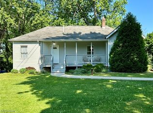 4185 Lake Vista Rd, Akron, OH 44319