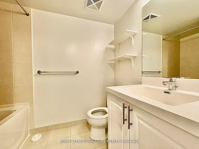 3091 Dufferin St #514 — Photo 6