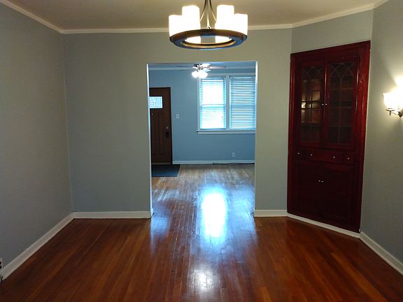 4th image of 114 S 12th St #1