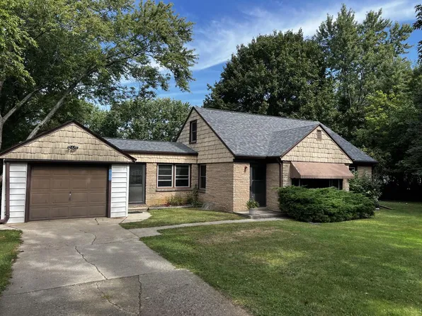 16860 West Beloit ROAD, New Berlin, WI 53151