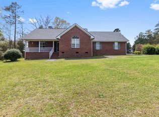 111 Zane Dr, Raeford, NC 28376