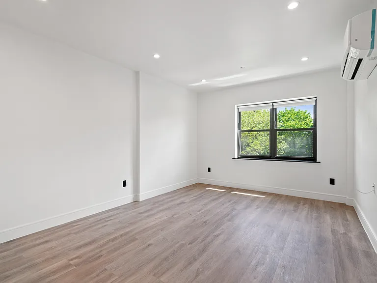 35-64 85th St #4G — Photo 5