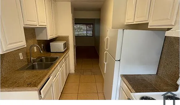 2 bed, 950 sqft, $2,750 — Photo 4