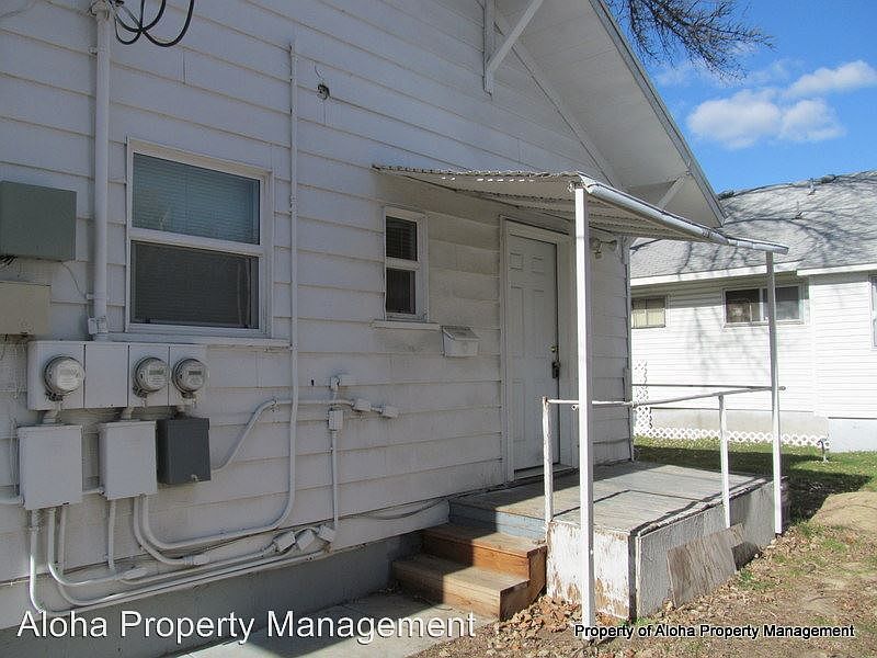 1st image of 1308 4th St S