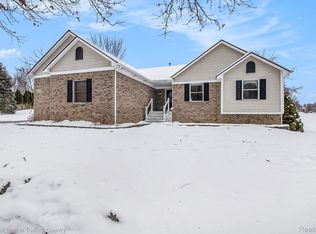 5213 Universe Ave, Howell, MI 48843