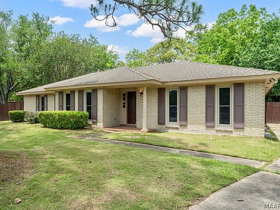 4th image of 3715 Dresden Ct