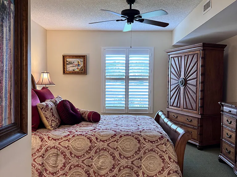 Beautifully furnished and ready for you to call home!