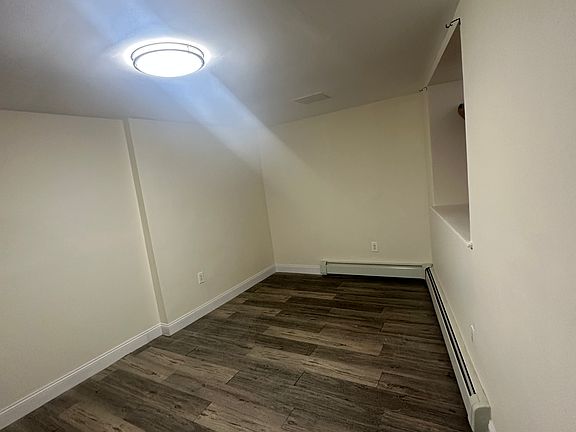 3rd image of 1987 Davidson Ave Unit B