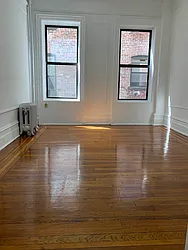 Rented by M.Grossman R.E. Management