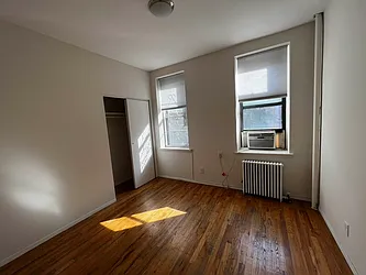 Rented by Salon Realty Corp