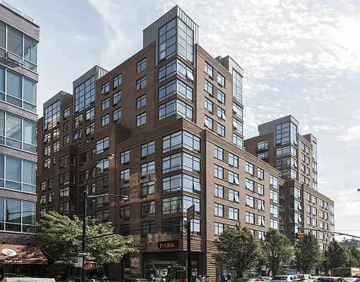 Rented by Two Trees | media 18