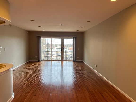 4th image of 200 W Campbell St Unit 805