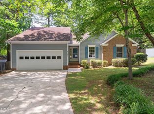 4605 Ashmont Ct, Raleigh, NC 27616