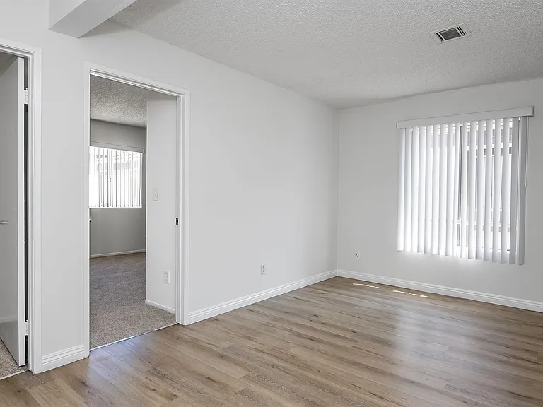 1349 Elm Ave #51 — Photo 13