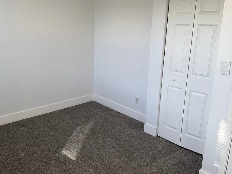 6696 Washington Ave — Photo 12