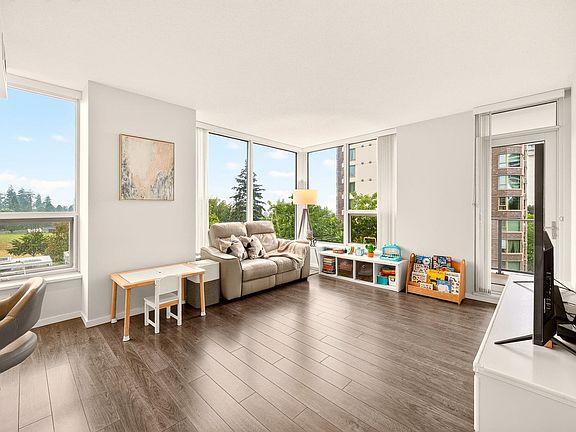 4th image of 5883 Barker Ave #607