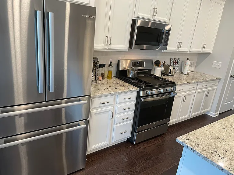 1035 Islip Pl — Photo 25
