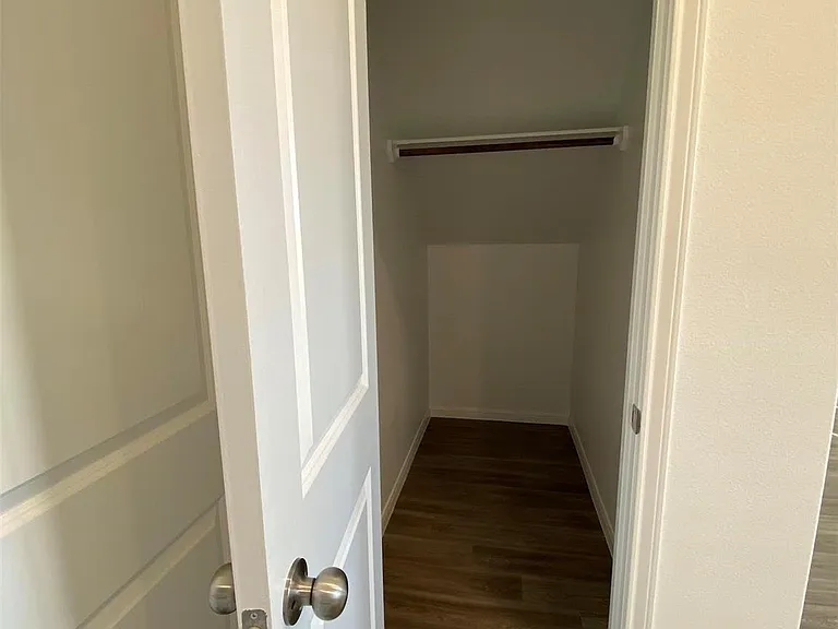 21114 Dolphin Bay Ln — Photo 13