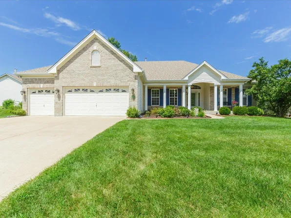 5654 Wrenwyck Pl, Weldon Spring, MO 63304