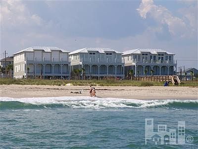 1st image of 301 S Fort Fisher Boulevard #A