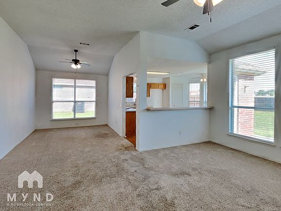 4th image of 205 Cloudcroft Dr