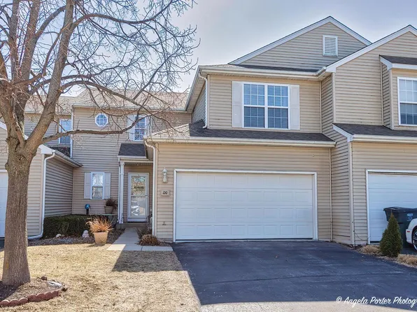 1400 Hunters Ridge DRIVE #120, Genoa City, WI 53128