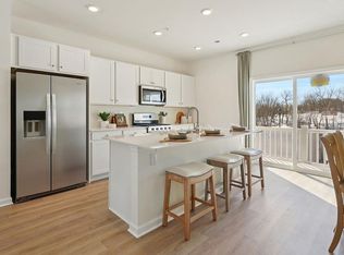 562 Swamp Creek Rd, Bechtelsville, PA 19505