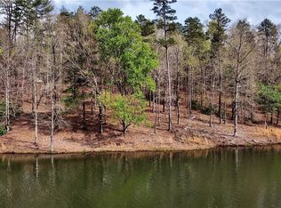541 The Bear Blvd, Tamassee, SC 29686