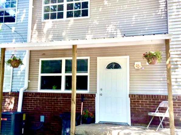 35 Marcus Dr, Morgantown, WV 26501