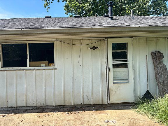 5th image of 1107 Bookwalter Ave
