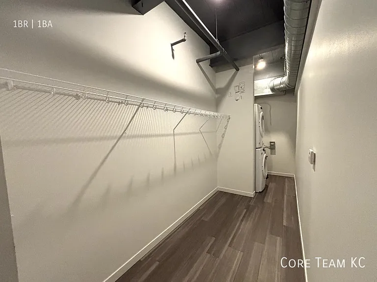 1180 E 30th St #307 — Photo 7