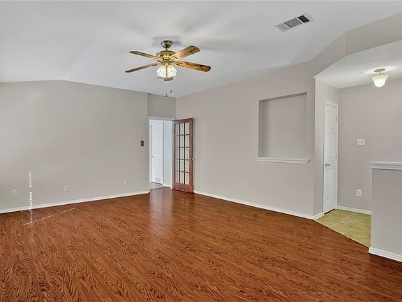 5th image of 2207 Ada Ln