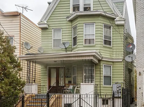 208 Clinton Ave, Jersey City, NJ 07304