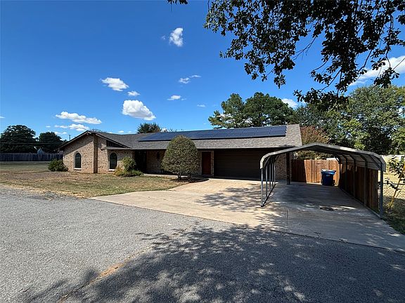 2nd image of 367 W Cliff Dr